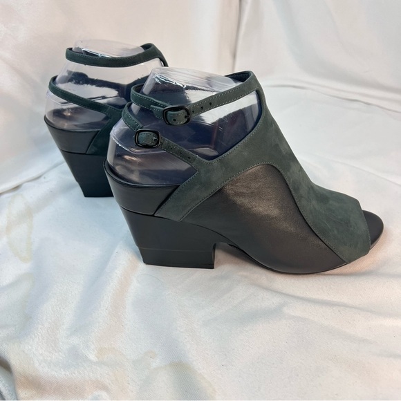 3-1 PHILLIP LIM Black Leather Grey Nubuck Open Toe Heels Size 5.5 - Picture 6 of 13